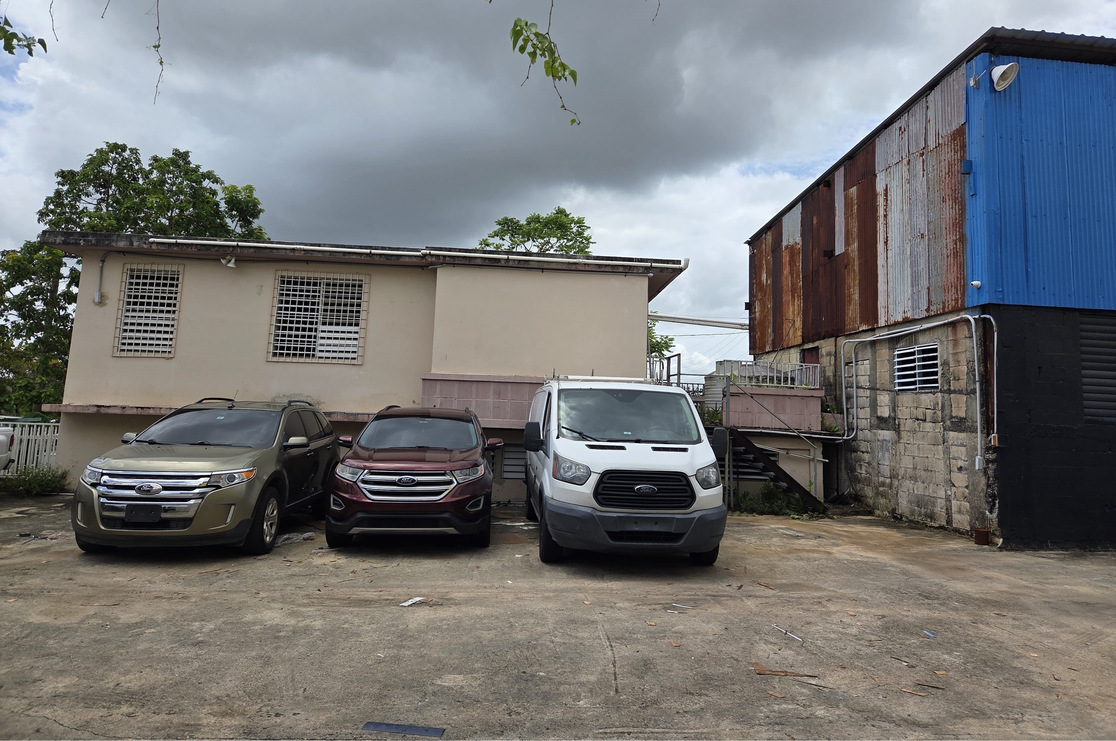 Edificio Comercial Hato Tejas I